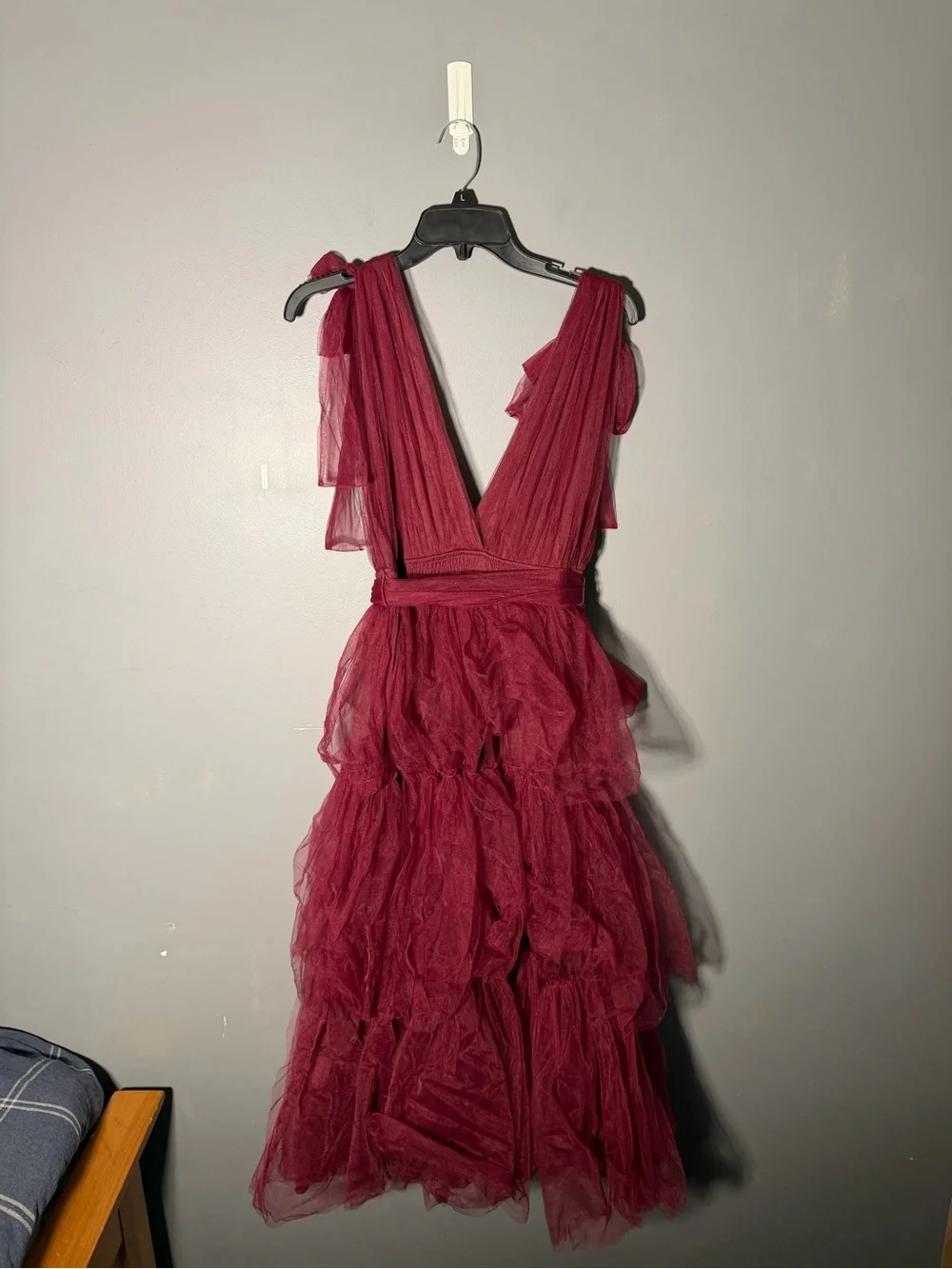 Lulus Flawless Burgundy Tulle Tie-Strap Tiered Maxi Dress Size Medium - Picture 3 of 4